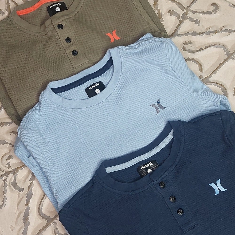 Hurley Boy's Henley & Crew Neck Shirts 4 Pcs - Blue, Light Blue, Olive,  Camo - Picture 4 of 9